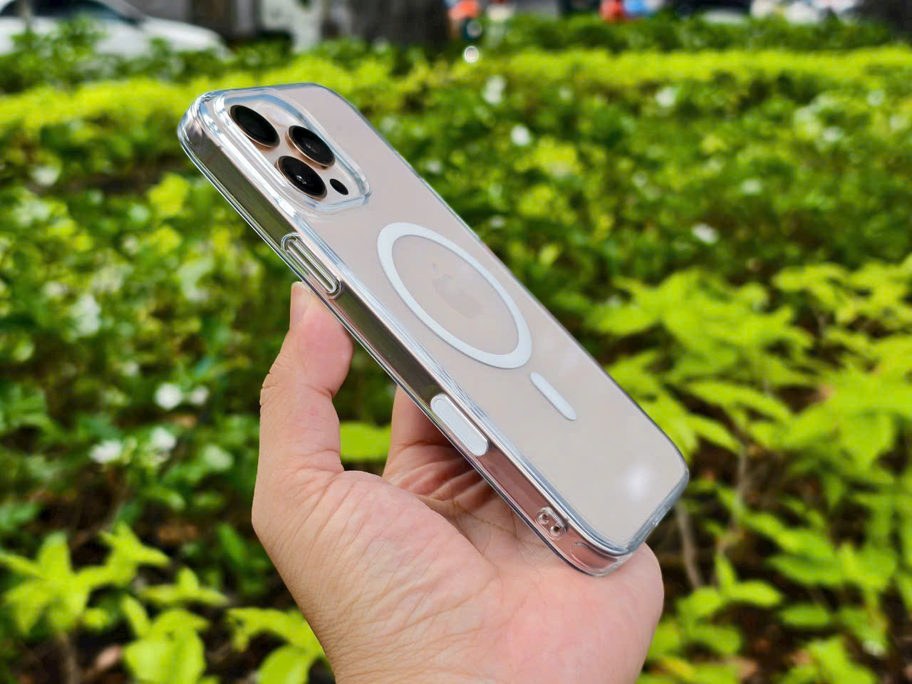 ỐP LƯNG IPHONE 16 PRO/ 16 PRO MAX WIWU