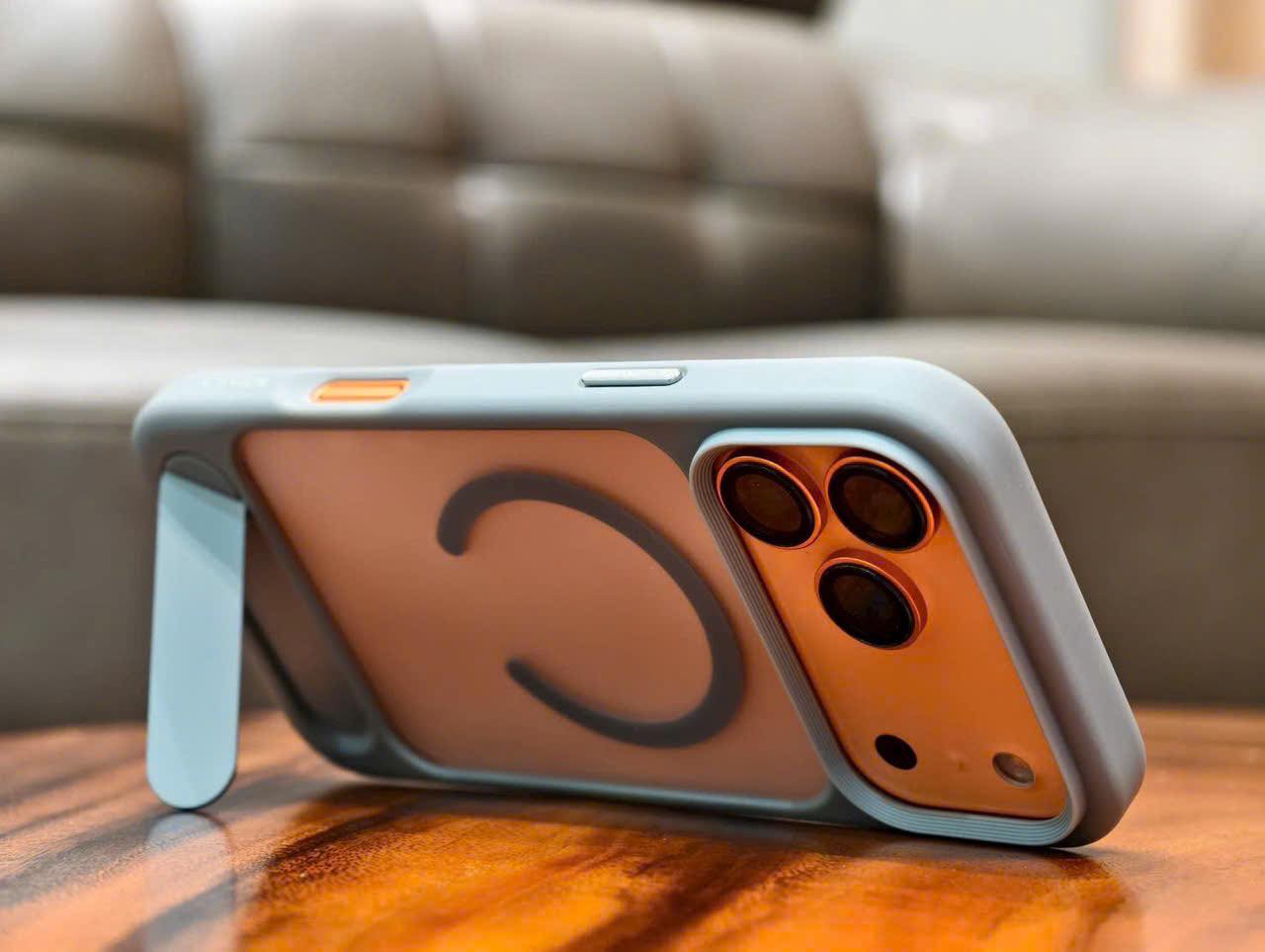 ỐP LƯNG IPHONE 17 PRO MAX LIGUS BETA