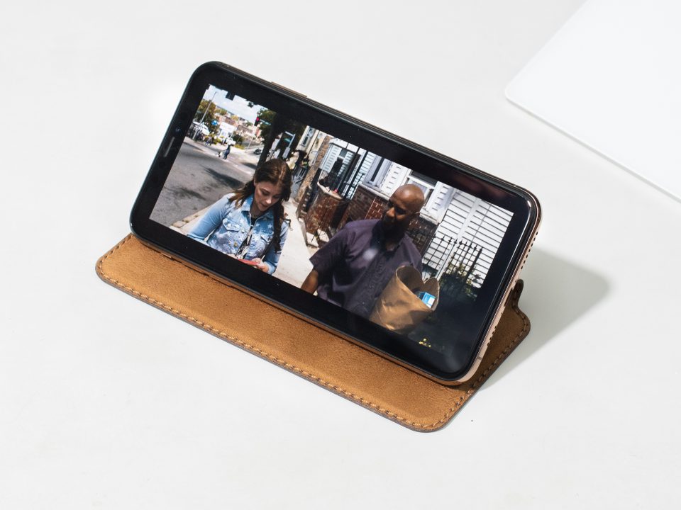 FLIPCOVER KHẮC TÊN IPHONE XS/ XS MAX